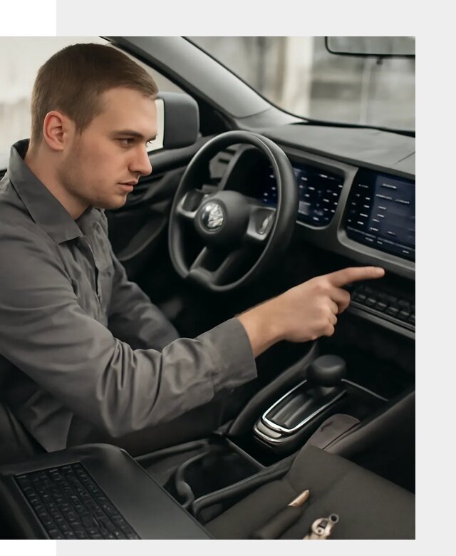 Русификация автомобиля Nissan N7 под ключ в Брянске официально